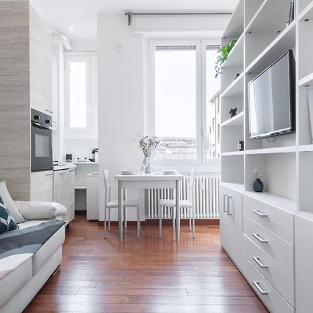Nice And Cozy Studio In Porta Romana By Easylife ميلان المظهر الخارجي الصورة